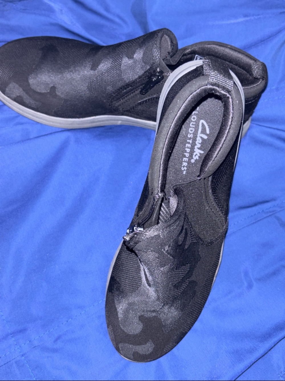 Clarks Black Cloudsteppers Slip-On Sneakers size 6.5 gently used for church.